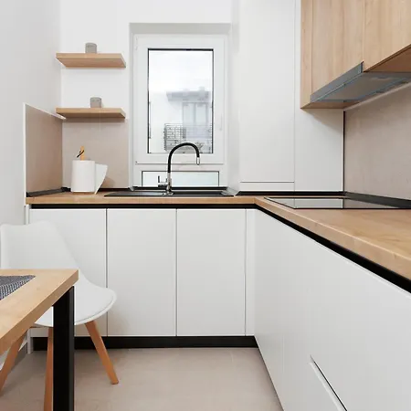 B&v 55 Qualis 2 - Scenic Mountain Retreat Apartment *